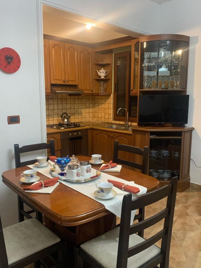 Vila Demaj! Free Parking Берат Экстерьер фото
