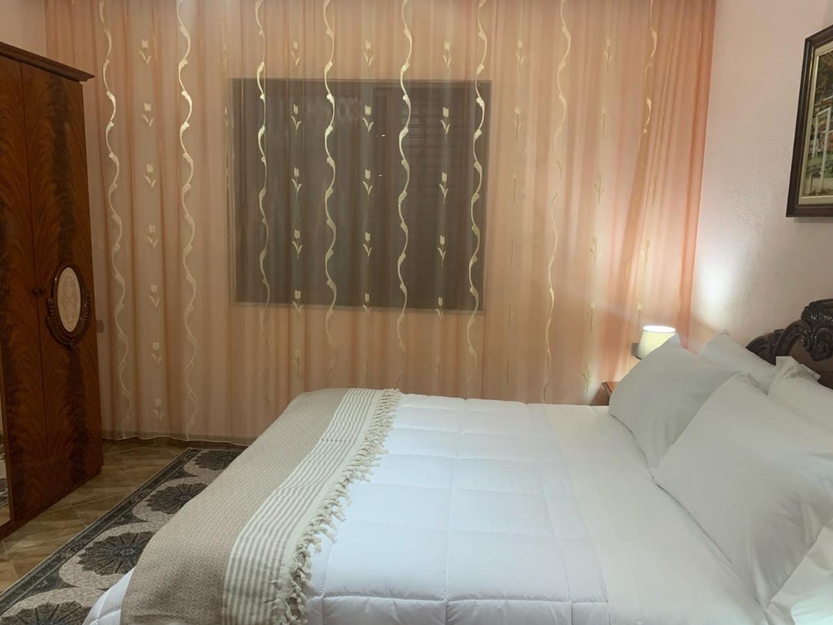Vila Demaj! Free Parking Берат Экстерьер фото