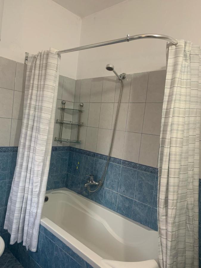 Vila Demaj! Free Parking Берат Экстерьер фото